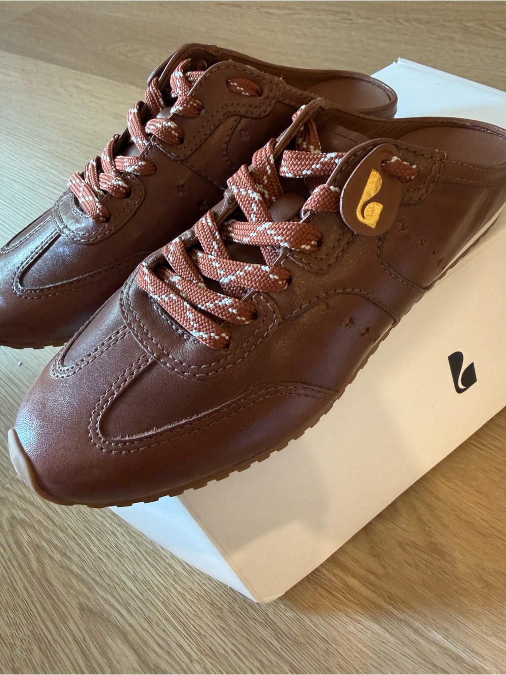 Women’s Larroude Stella Mule Caramel Leather Size 7.5 New in Box